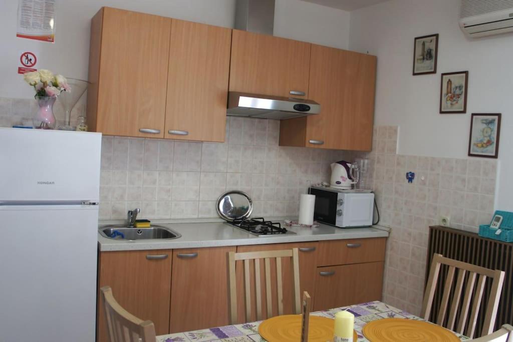 Sea View Apartment Klanice Esterno foto